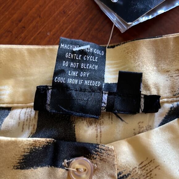 Ninety Silky Animal Print Tunic Blouse Woman Size Medium Y2K - Picture 7 of 10